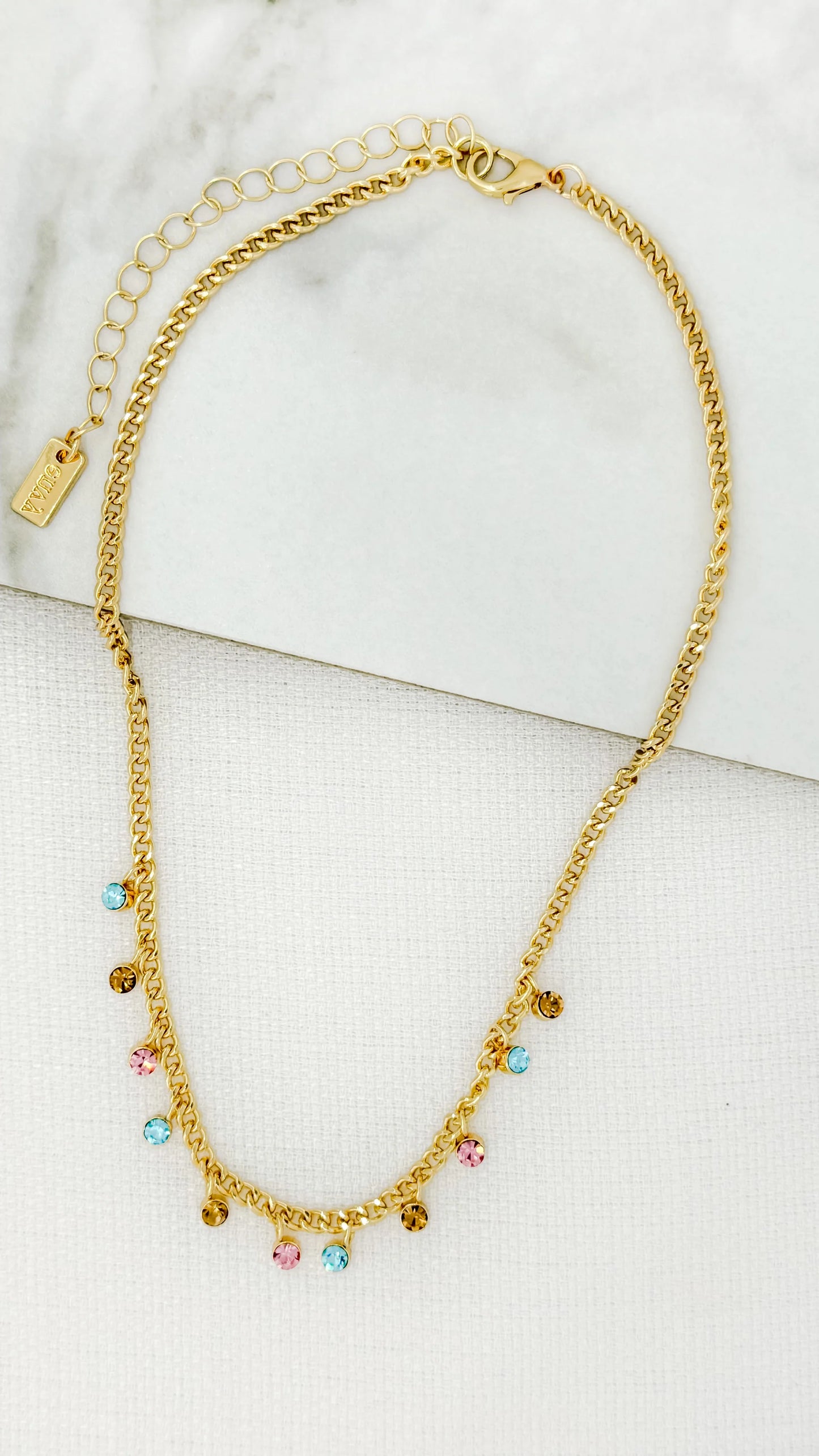 Short gold necklace with multicolour crystal droppers