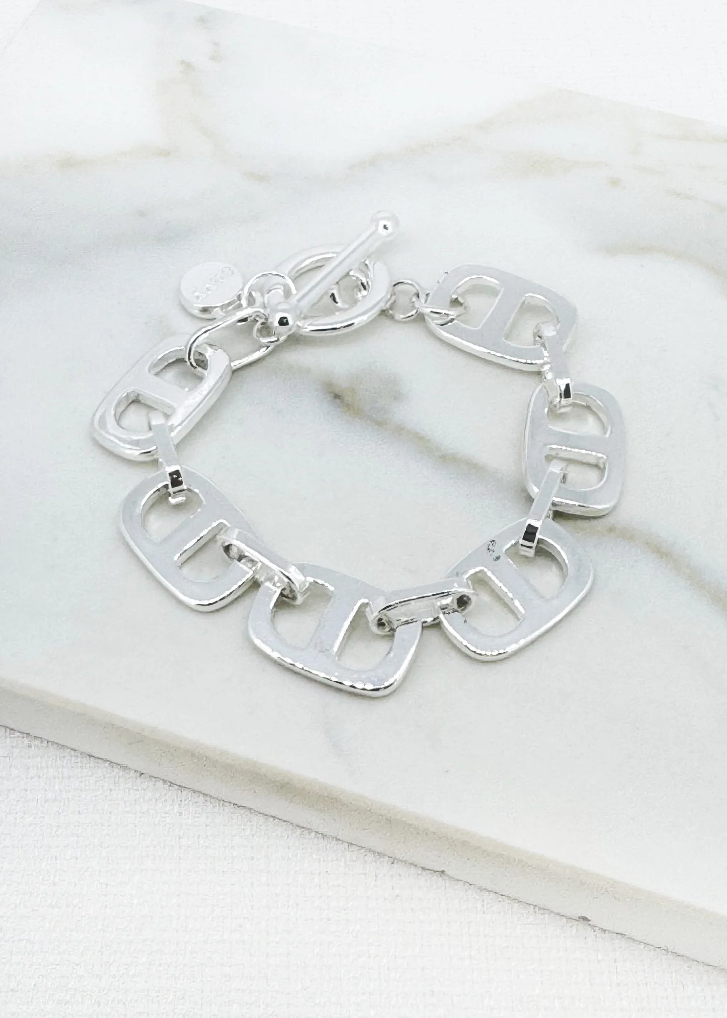 Link t-bar bracelet